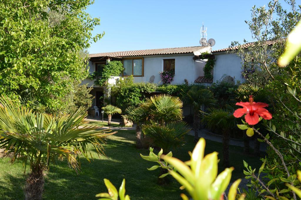 Residence L'Ulivo Budoni Eksteriør bilde